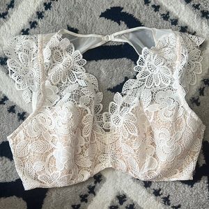 Victoria’s Secret Dream Angels Lace Demi 38DD